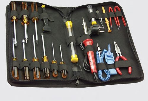 Maletín herramientas electrónico Mannesmann 20 piezas